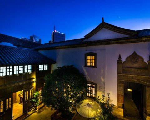 Kunming Silver Chest 
Boutique Hotel